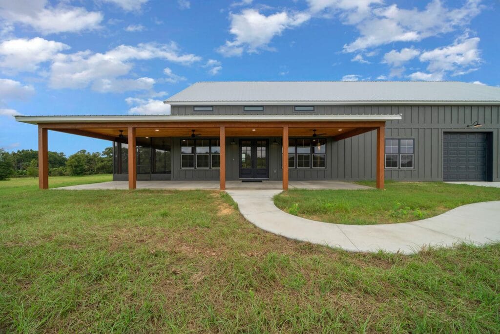 Outside view of a custom built barndominium in Citra, FL